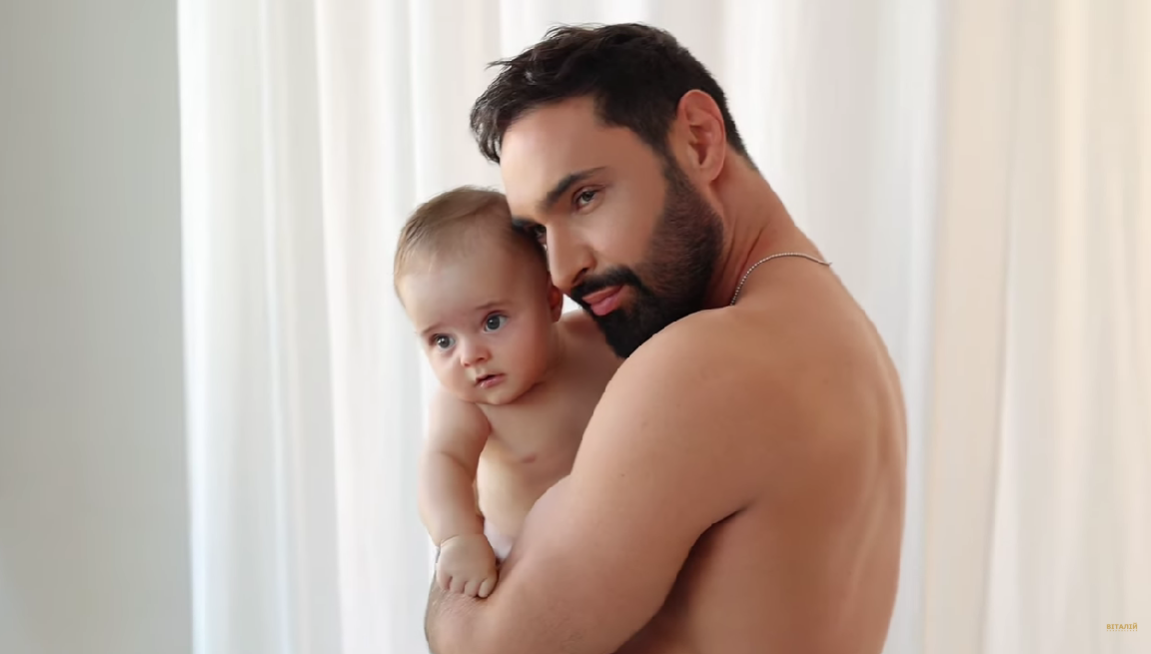 Виталий Козловский умилил эмоциональным видео с сынишкой Оскаром: "Жизнь изменилась навсегда"